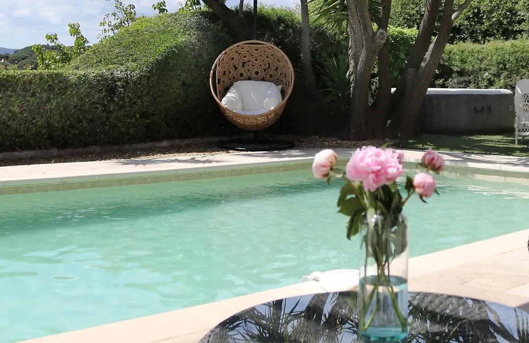 Rez de Villa Les Feuillantines vue magnifique, piscine chauffée privée, spa villa Les Feuillantines-1